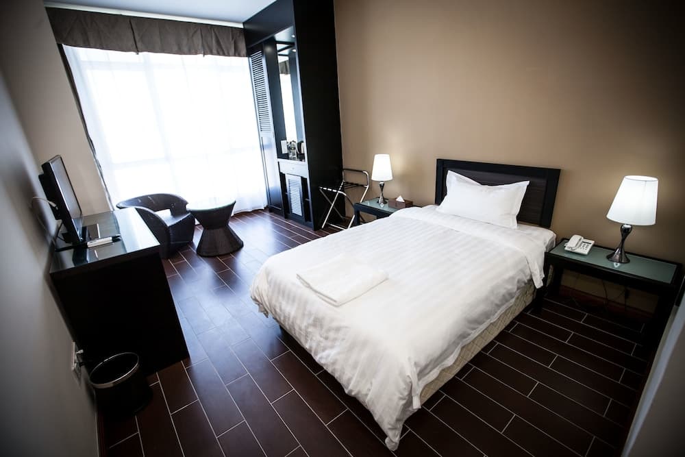 Putatan Platinum Hotel