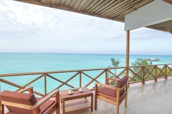 Mnarani Beach Cottages