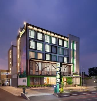 MaxOneHotels at Belstar Belitung - CHSE Certified