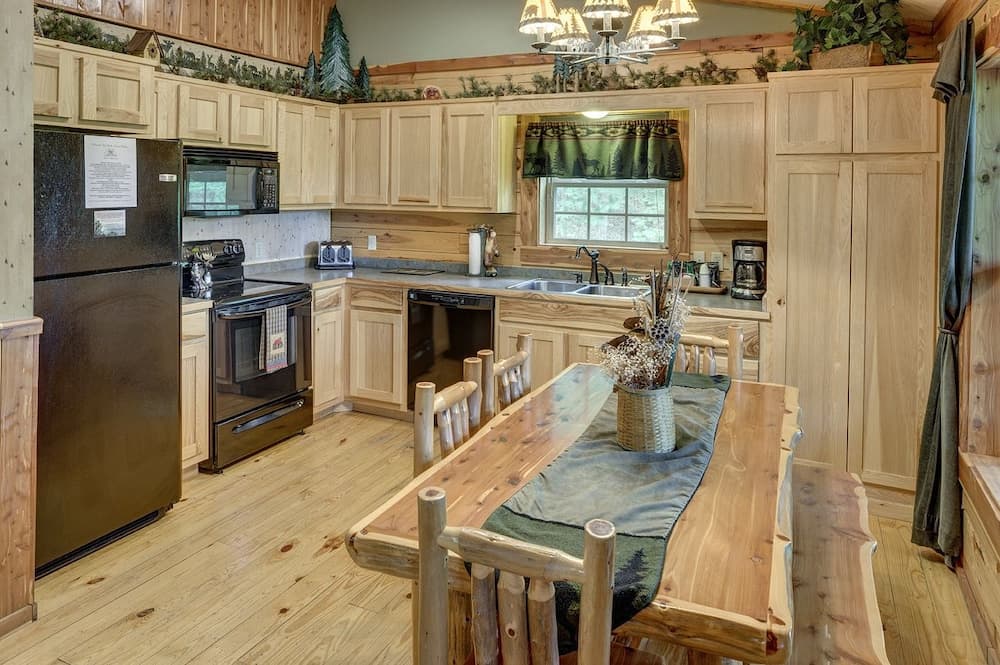 Lake Forest Luxury Log Cabins