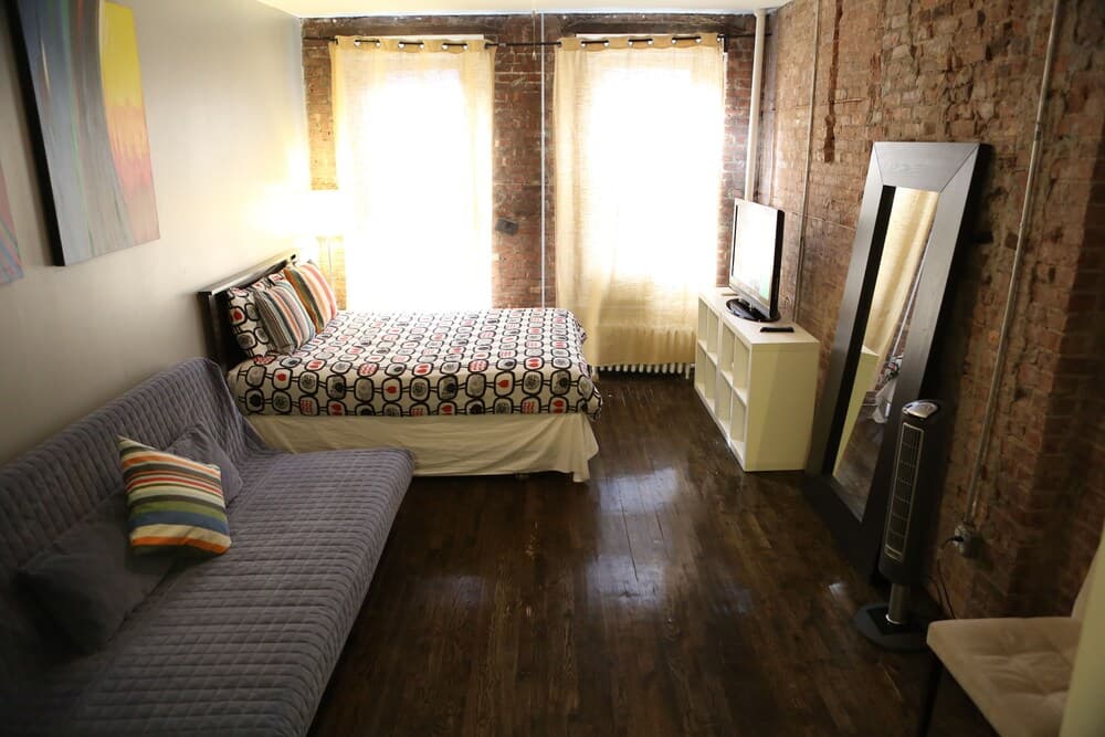 Metro Studio Apartment in Kipsbay