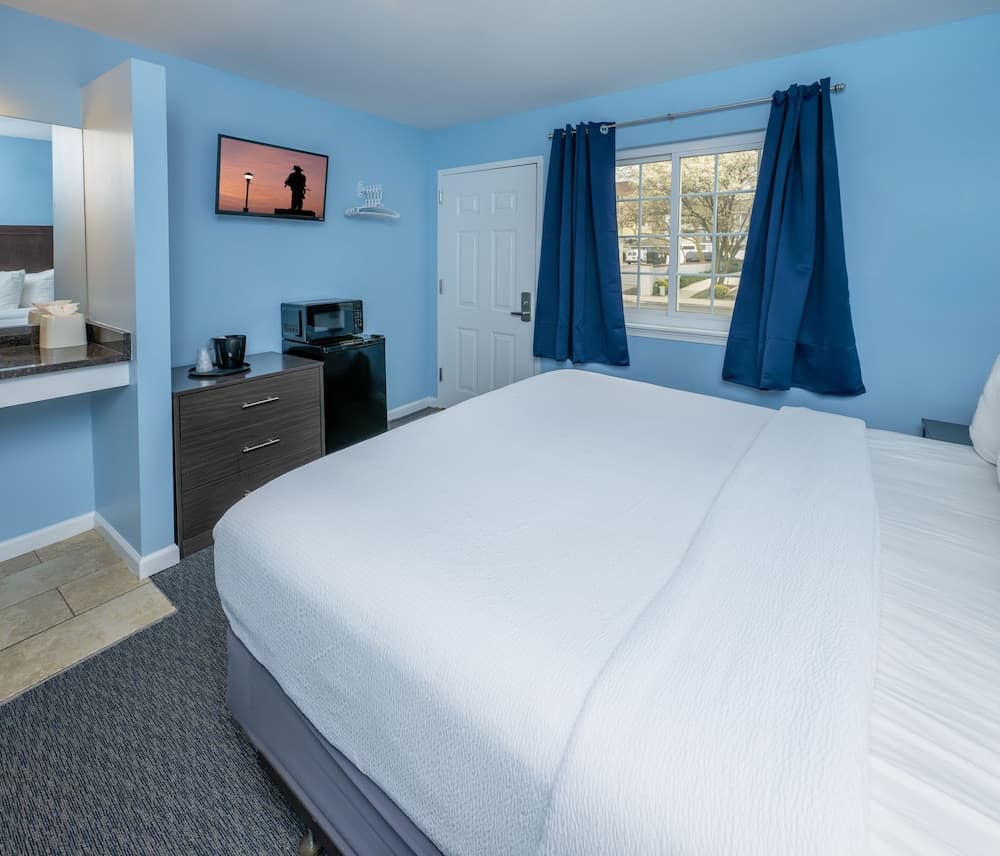 Commander Beach House Hotel