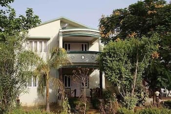 United-21 Jungle Resort Pench