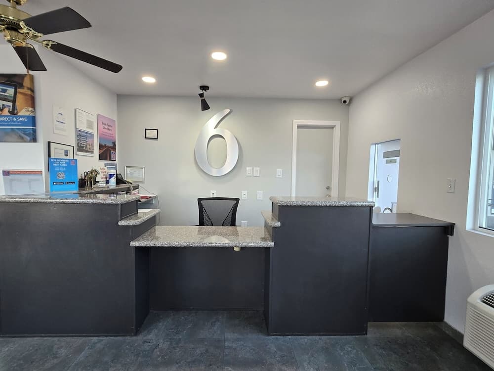 Motel 6 Blythe, CA - South