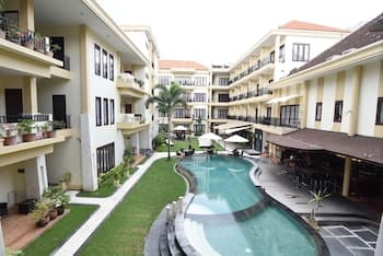 Kuta Townhouse Apartments