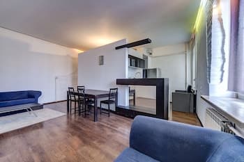 STN Apartments on Karavannaya