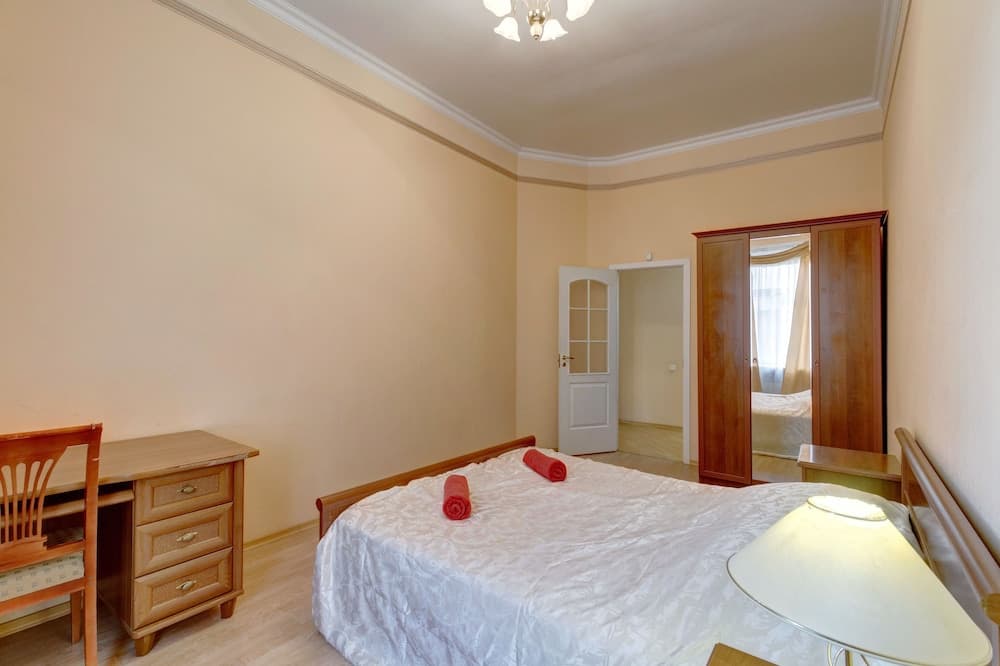 STN Apartments on Karavannaya