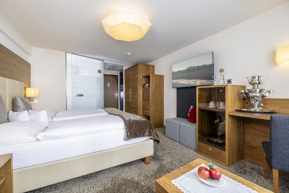 VALARA Alpine Art Hotel