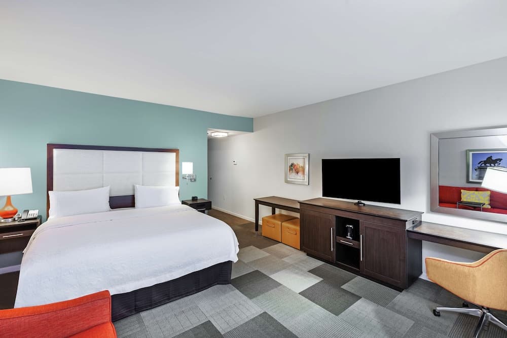 Hampton Inn & Suites by Hilton Houston North IAH