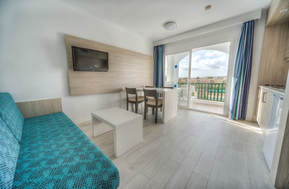 Aparthotel Holiday Center