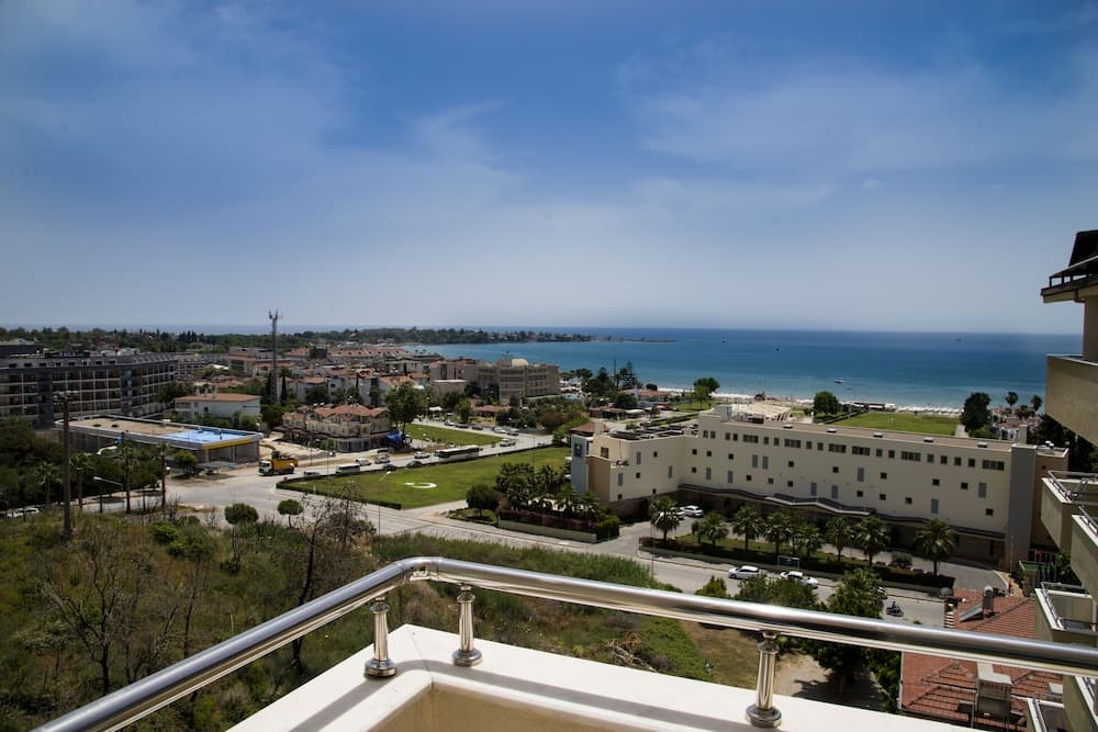 Side Town Hotel by Z Hotels