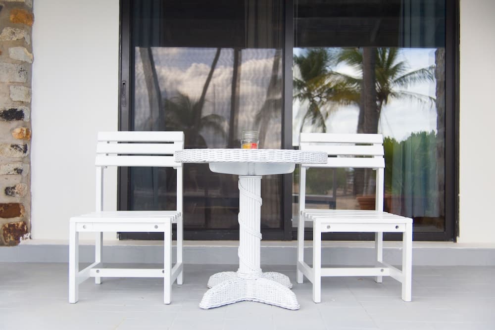 Anchorage Yacht Club Hotel