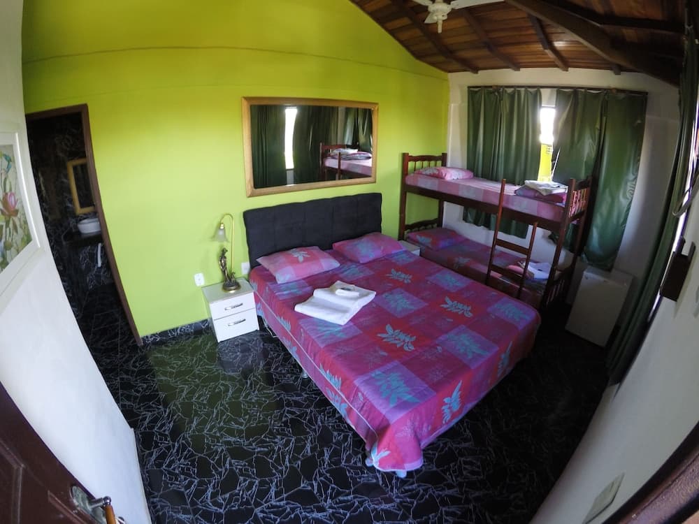 Pousada Ferradura Beach