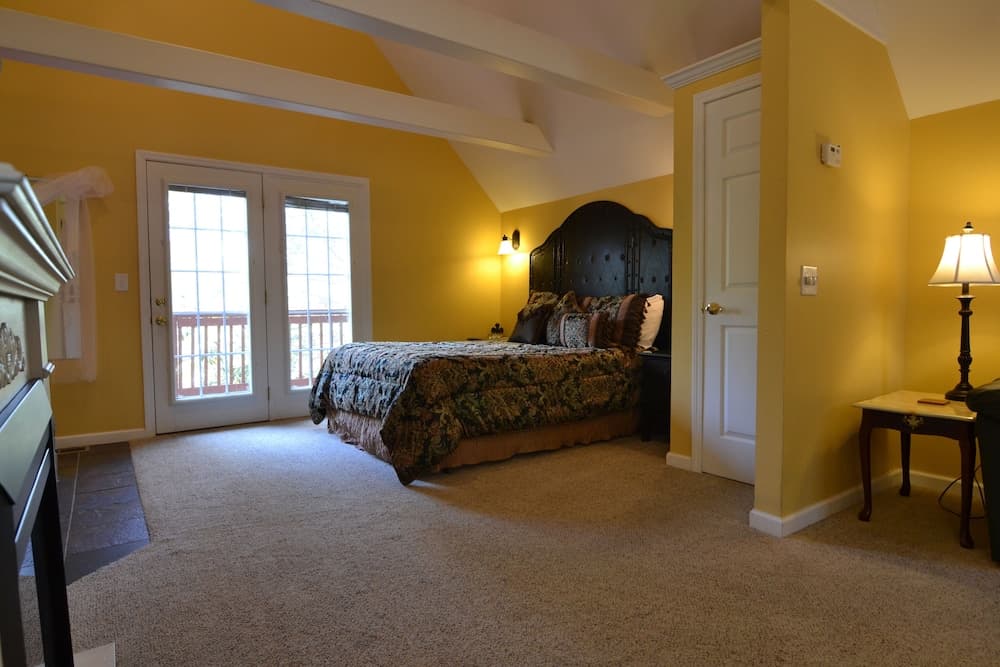 Honeymoon Hills Gatlinburg Cabin Rentals