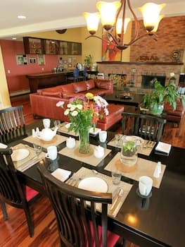 A View of the Lake Bed & Breakfast