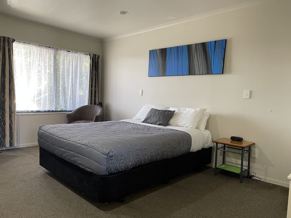 Bassingers Motor Lodge