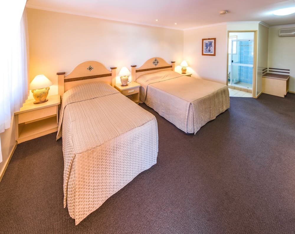 Villa Mirasol Motor Inn