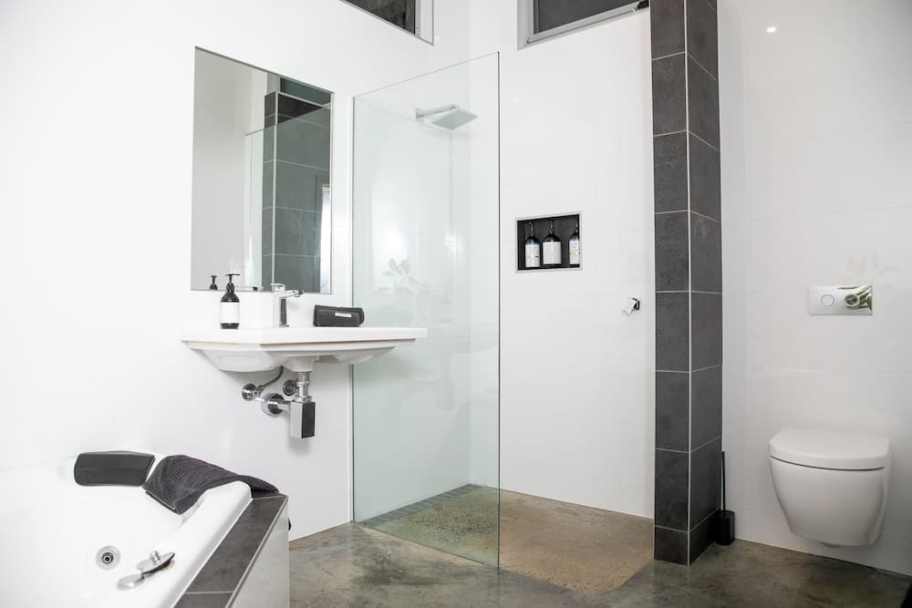 Smith Beach Getaways Beachwood Garden Studio