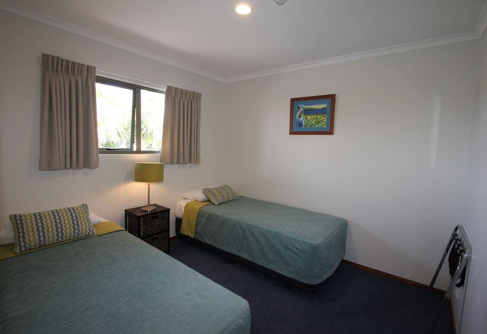 Breakers Motel Whangamata