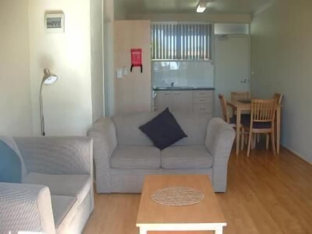 Waterview Holiday Apartments