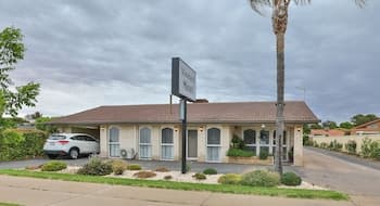 Vineland Motel