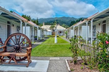 Coromandel Cottages