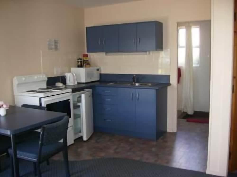 Garden Grove Motel and Apartments