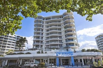 Silver Sea On Sixth Resort