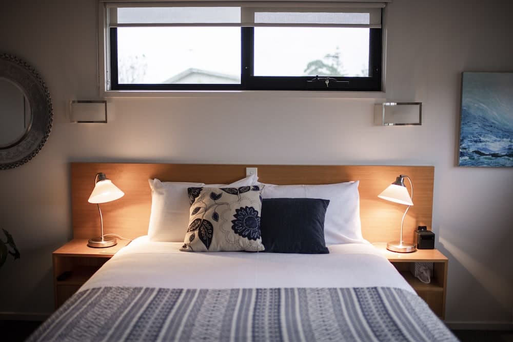 Hilltop Apartments Phillip Island - Adults Only