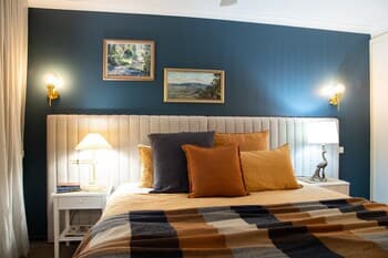 Westwood Lodge Apartments