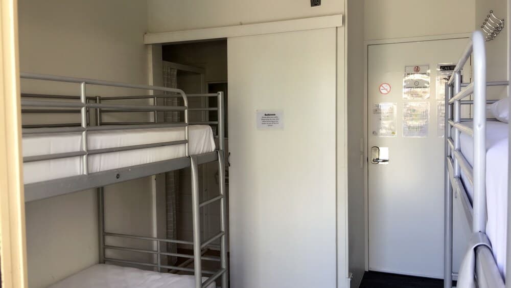 Gold Coast Backpackers - Hostel