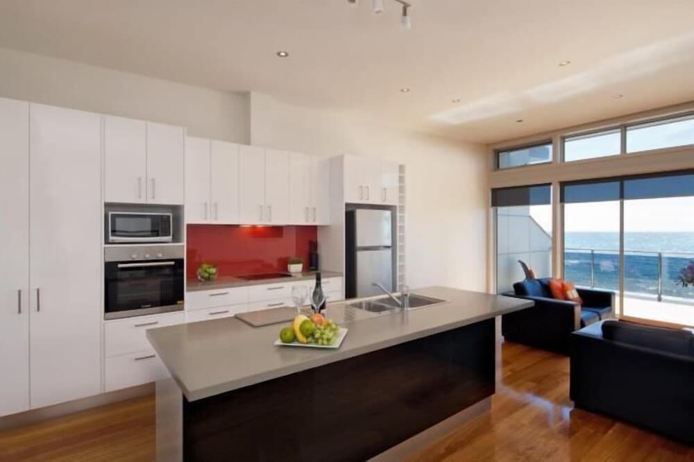 Penguin Waterfront Escape