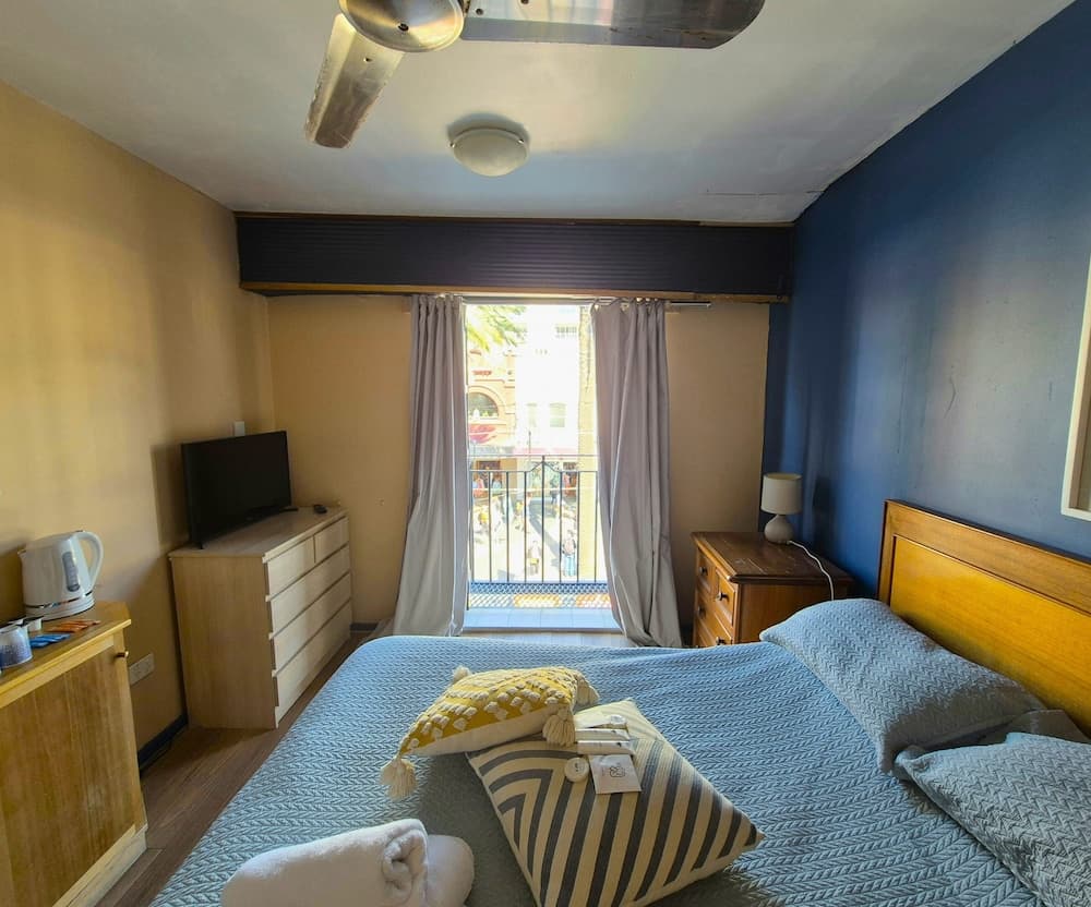 Boardrider Backpacker & Budget Motel