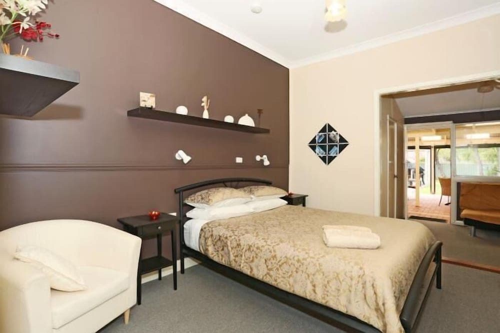 Busselton Guest House