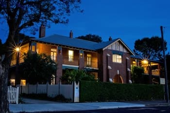 The Old Parkes Convent