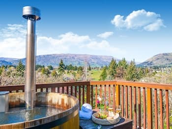 Archway Motel & Chalets