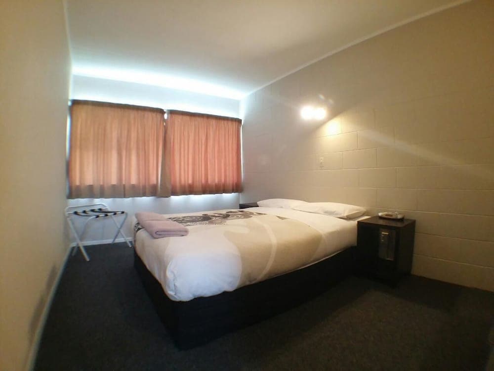 Takanini Park Motor Lodge