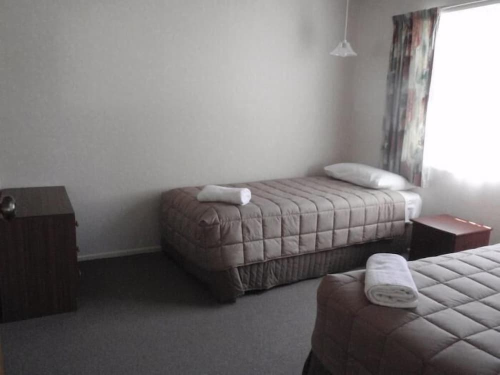 Mountain View Motel, Levin