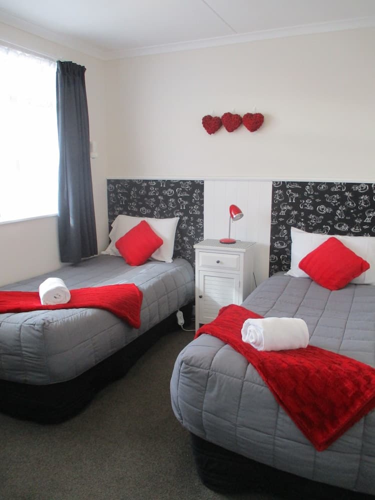 High Street Living Motel