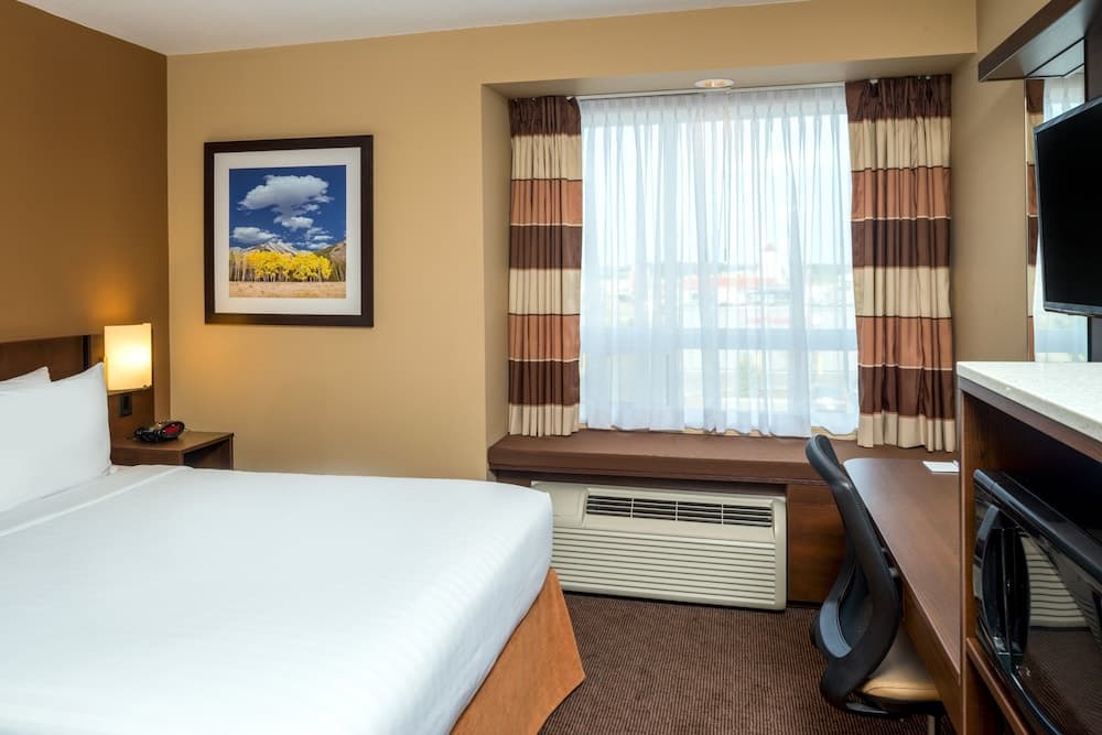 Microtel Inn & Suites by Wyndham Red Deer