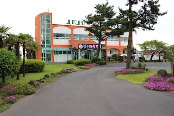 Jeju Feel House