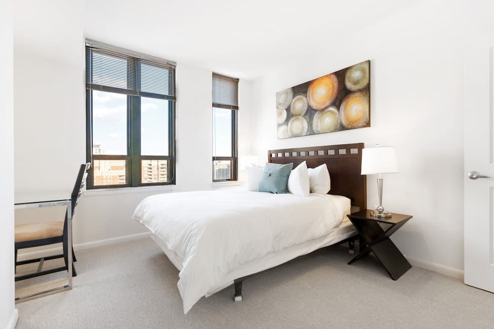 Global Luxury Suites at The Convention Center