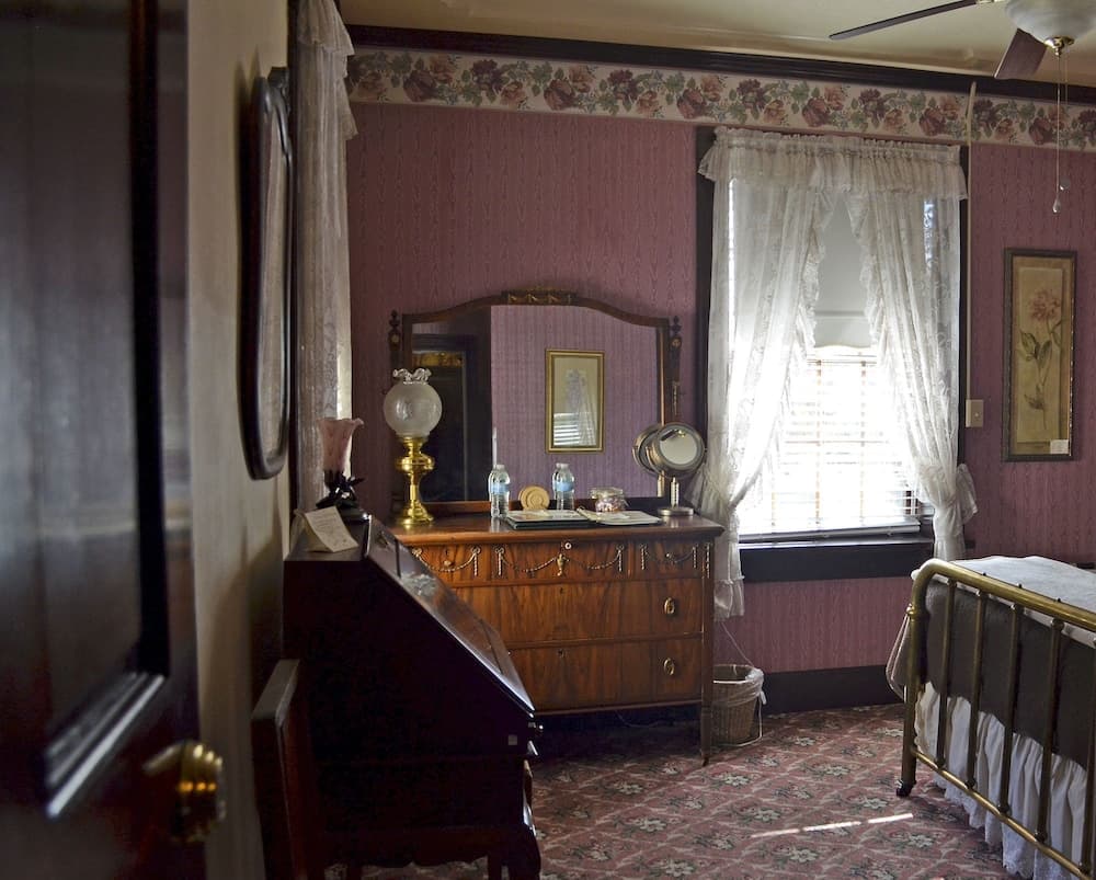 Historic National Hotel