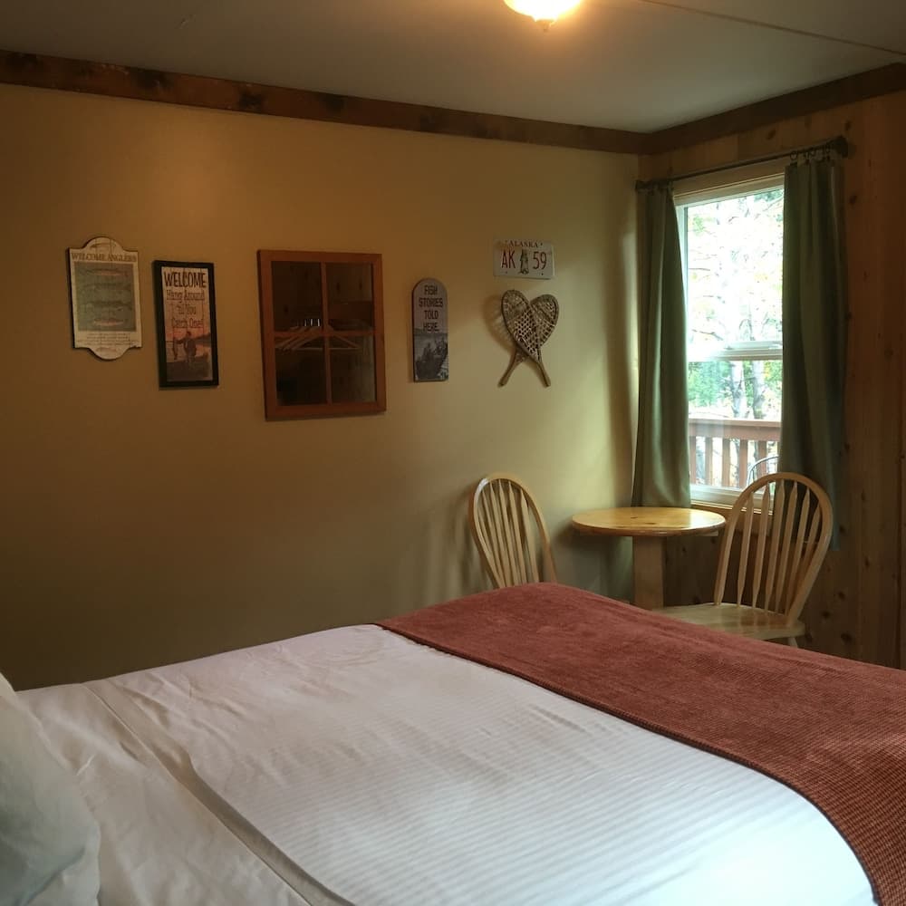 McKinley Creekside Cabins