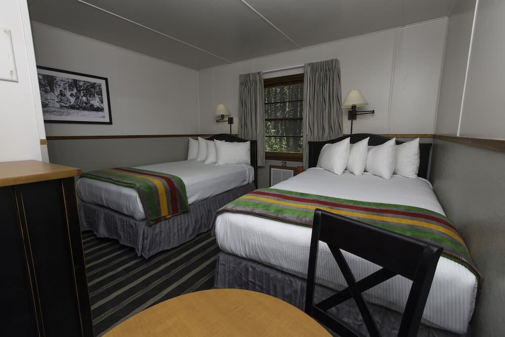 Swiftcurrent Motor Inn and Cabins - Inside the Park