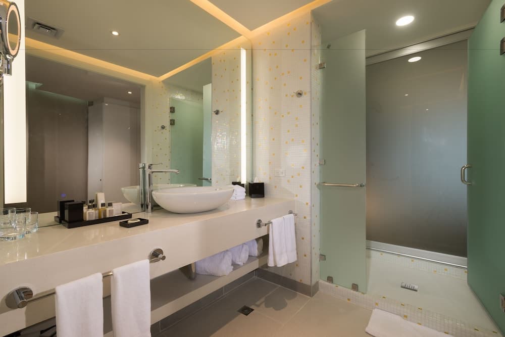 Las Americas Golden Tower Panama