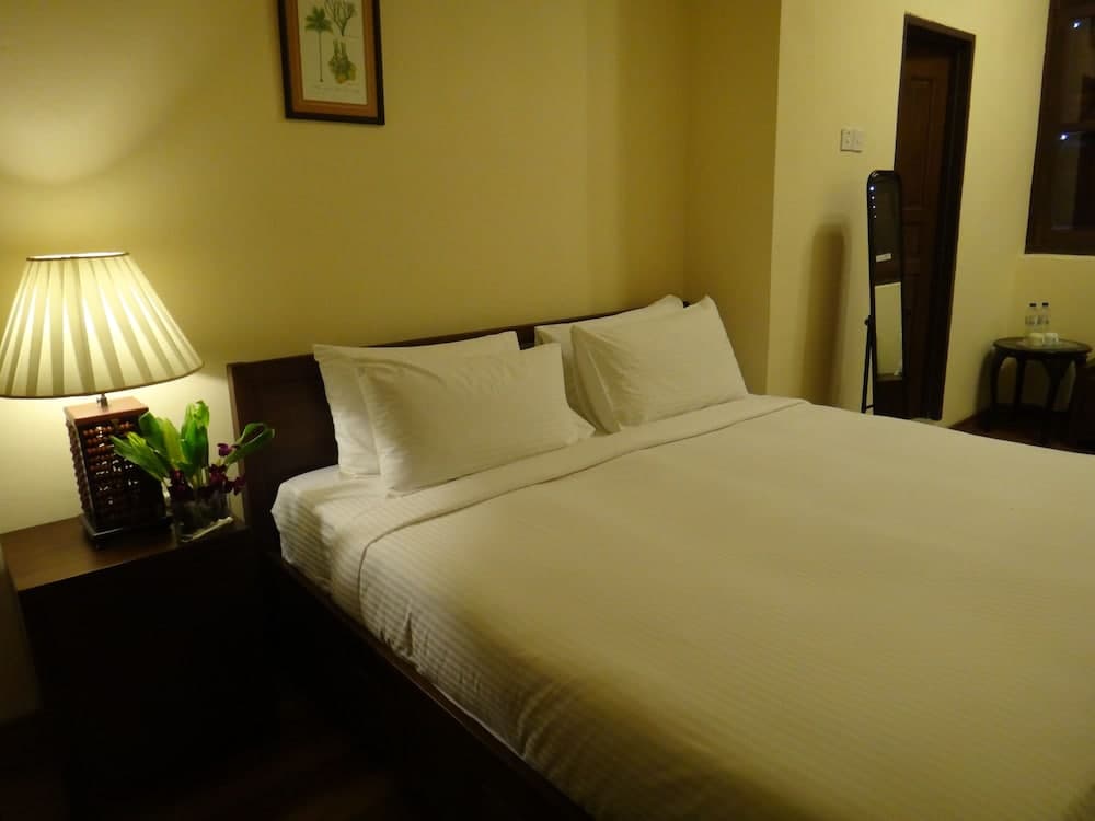 Betel Nut Lodge - Adult Only