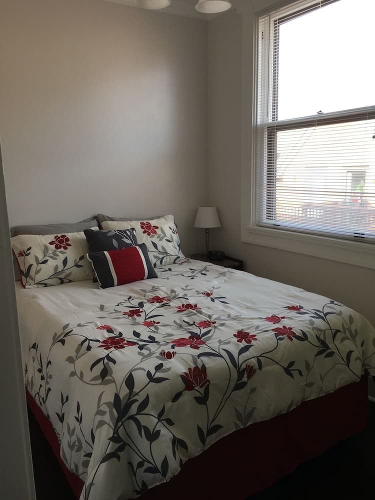 The Harney House Inn