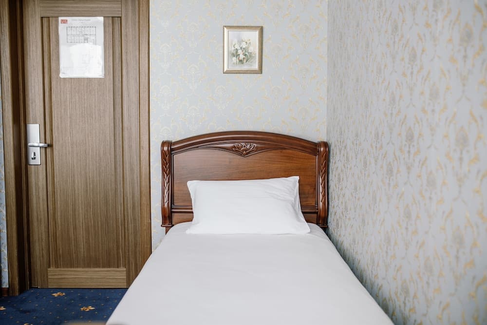 MIRROS Hotel Moscow Kremlin