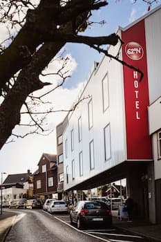 62N Hotel